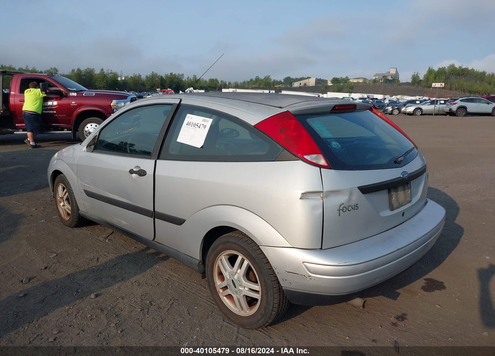 2000 FORD FOCUS ZX3 VIN: 3FAFP313XYR187166