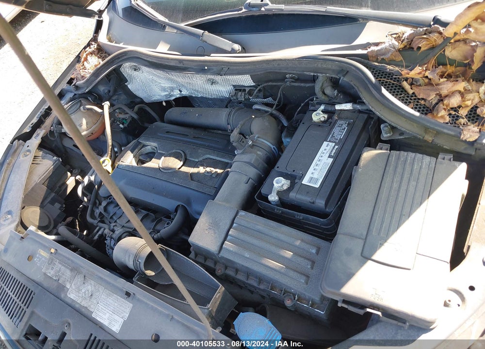 2016 VOLKSWAGEN TIGUAN SE VIN: WVGBV7AX3GW520632