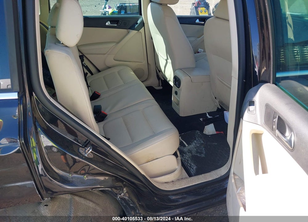 2016 VOLKSWAGEN TIGUAN SE VIN: WVGBV7AX3GW520632
