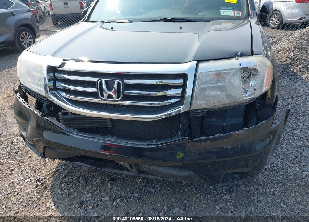 2015 HONDA PILOT SE VIN: 5FNYF4H37FB027519