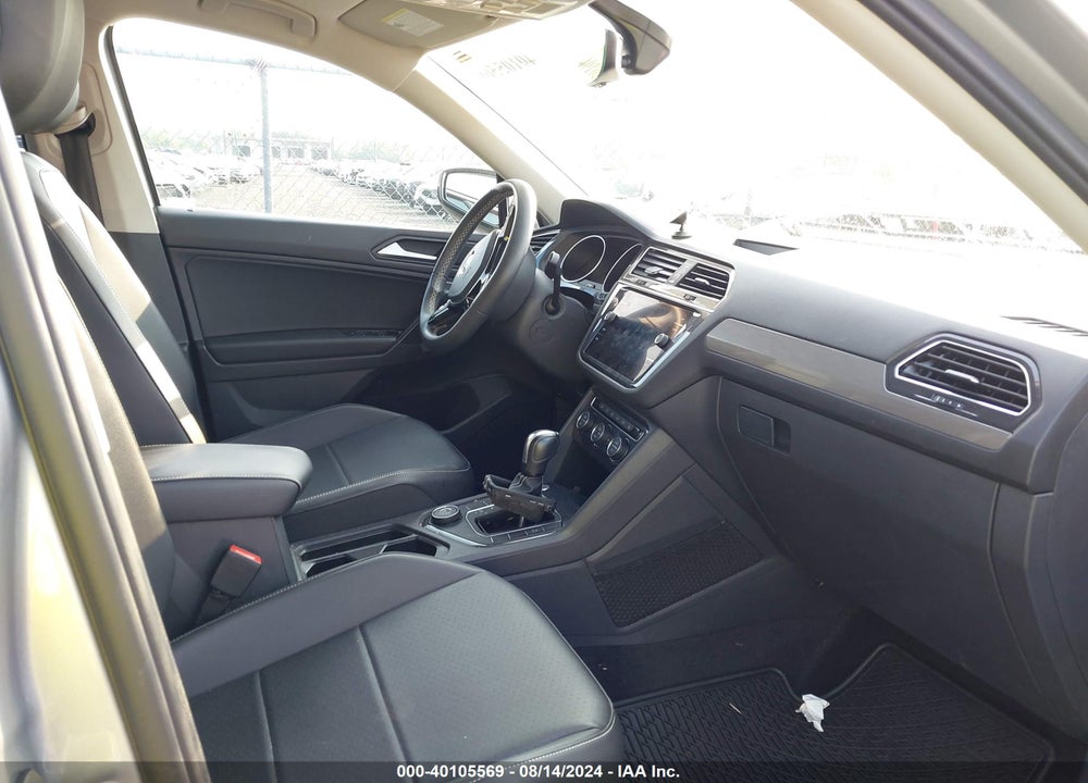 2021 VOLKSWAGEN TIGUAN VIN: 3VV2B7AX7MM130983