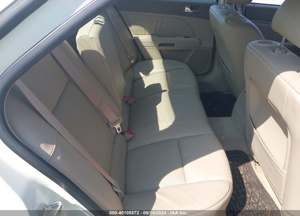 2006 CADILLAC STS VIN: 1G6DW677060111777