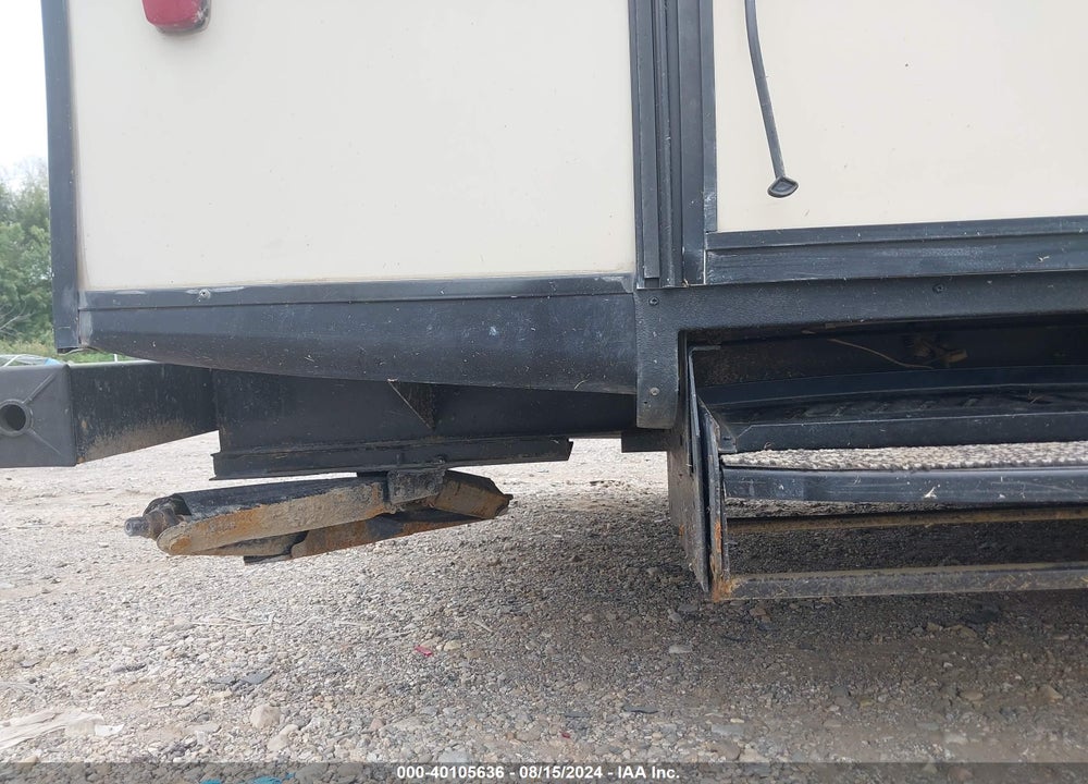 2017 COACHMEN FREEDOM VIN: 5ZT2FEHB6HL001544