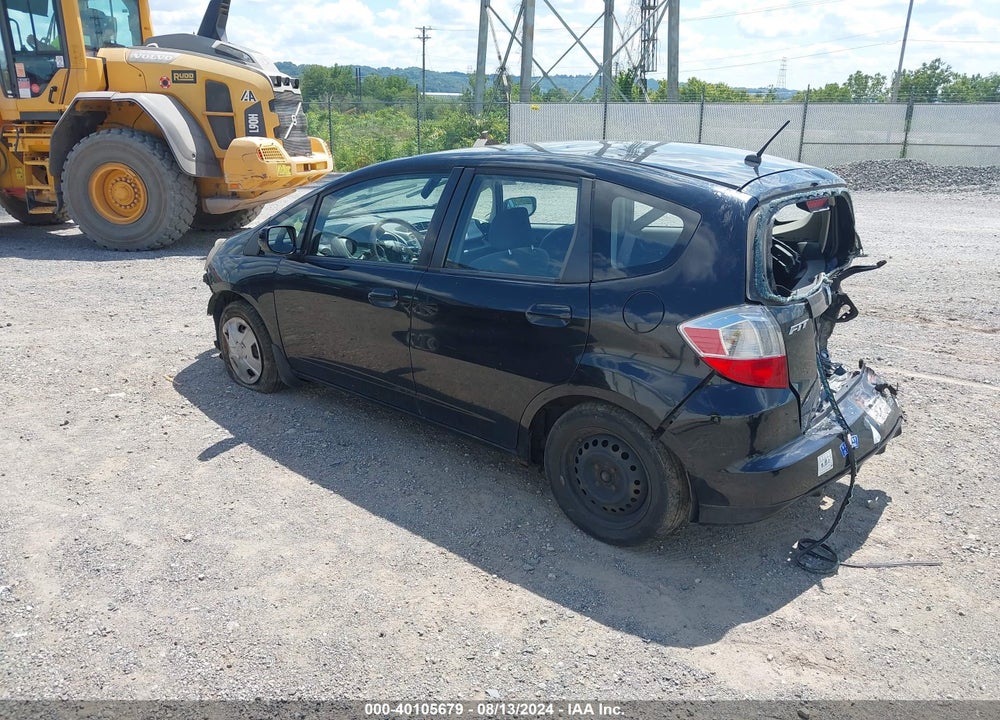 2012 HONDA FIT VIN: JHMGE8G32CC003983