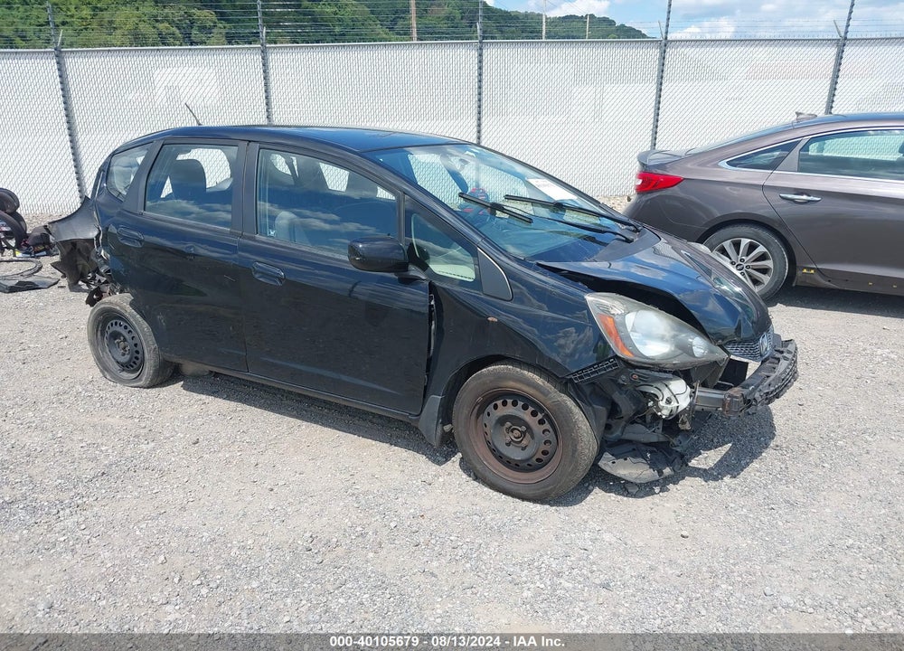 2012 HONDA FIT VIN: JHMGE8G32CC003983