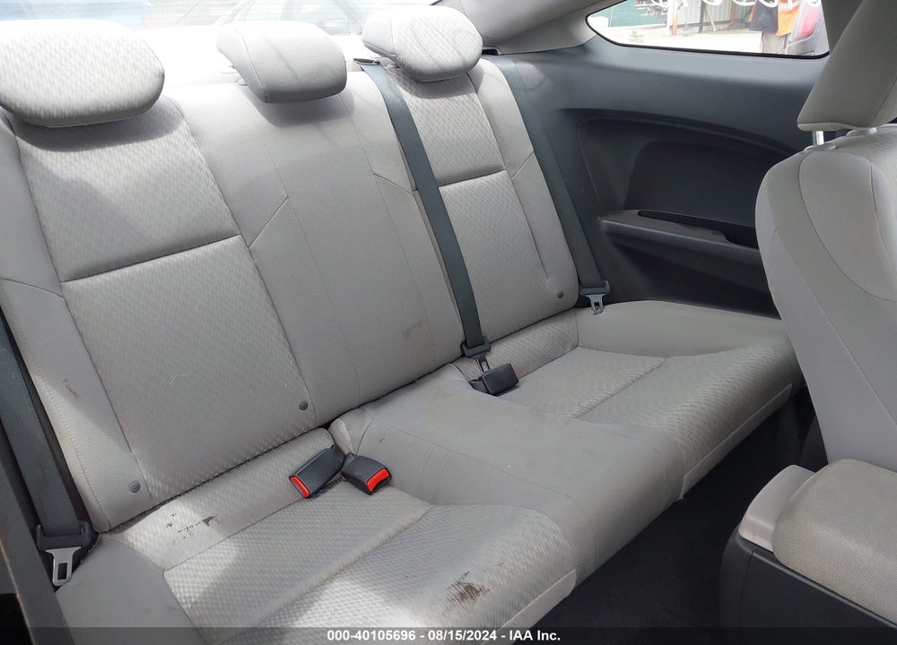 2015 HONDA CIVIC LX VIN: 2HGFG3B52FH506354