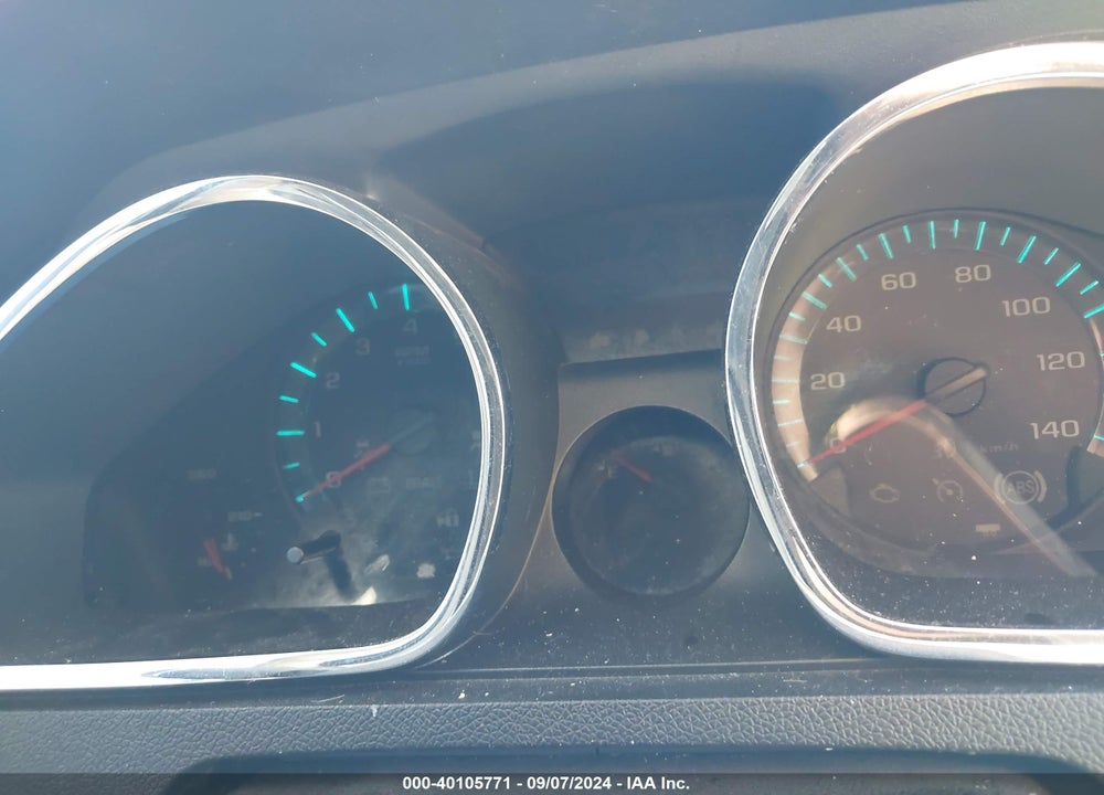 2011 CHEVROLET TRAVERSE 1LT VIN: 1GNKRGED1BJ340877