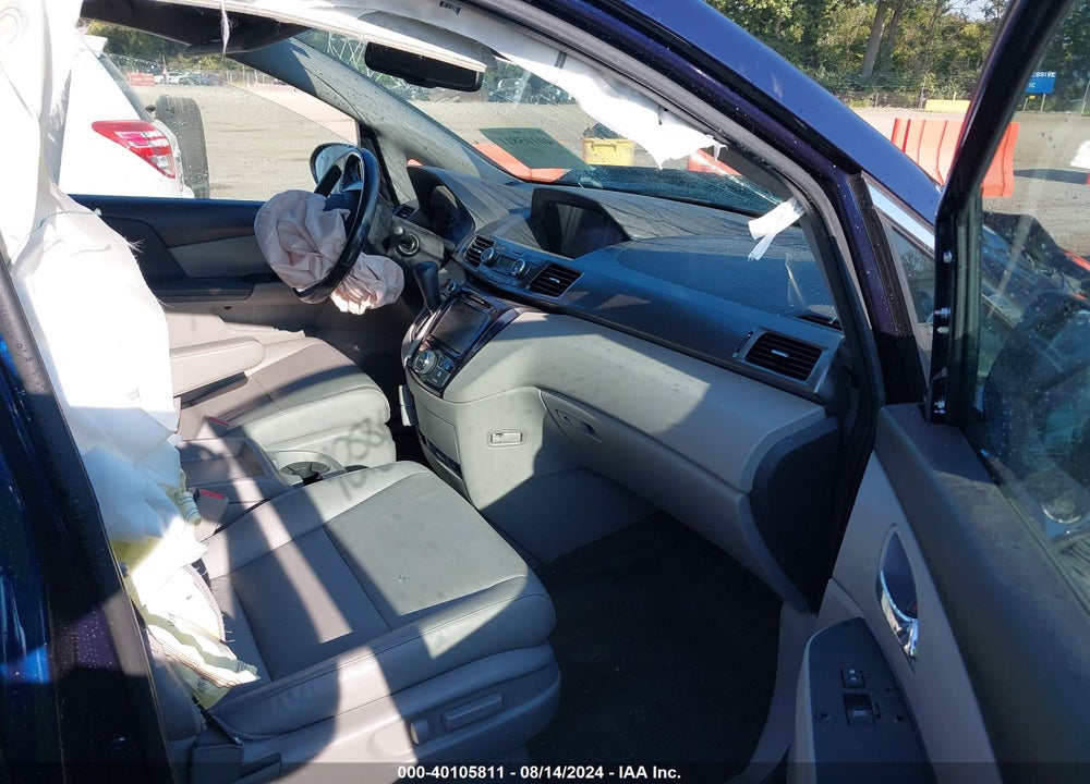 2017 HONDA ODYSSEY EX-L VIN: 5FNRL5H60HB022095