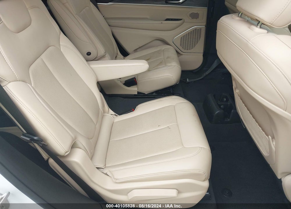 2022 JEEP GRAND CHEROKEE L LIMITED 4X4 VIN: 1C4RJKBG6N8531478