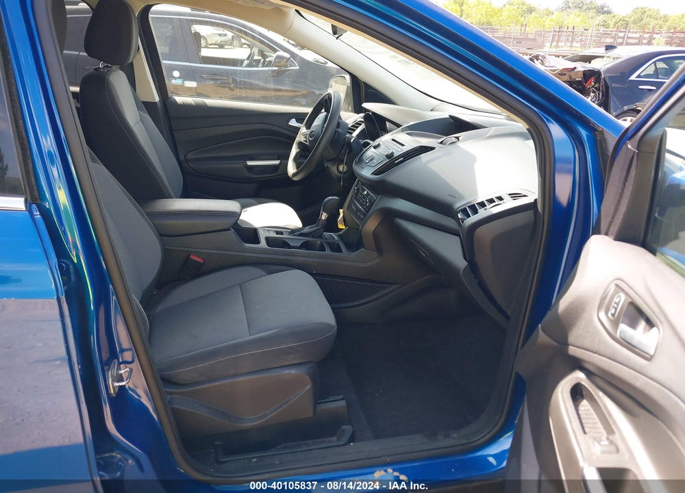 2017 FORD ESCAPE SE VIN: 1FMCU0GD7HUD27652