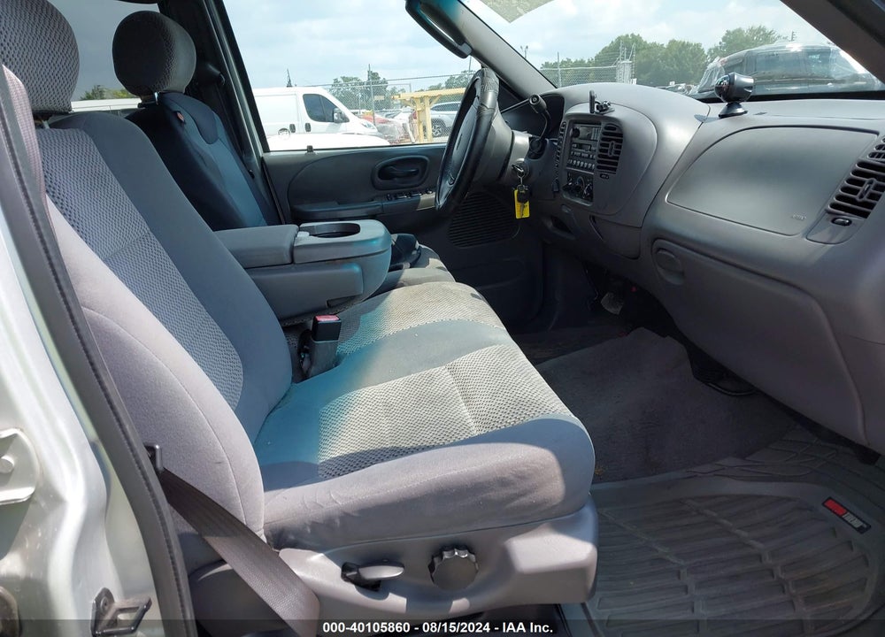 2002 FORD F-150 VIN: 1FTRW08L02KD35920