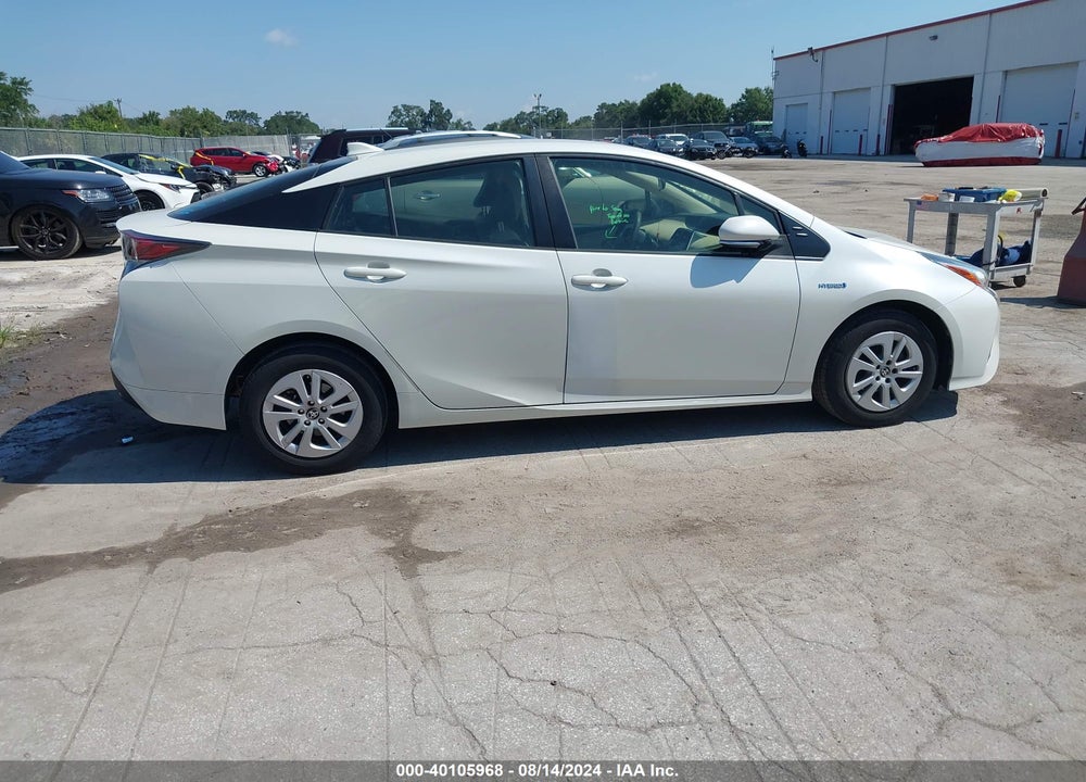 2017 TOYOTA PRIUS TWO VIN: JTDKBRFU5H3545185