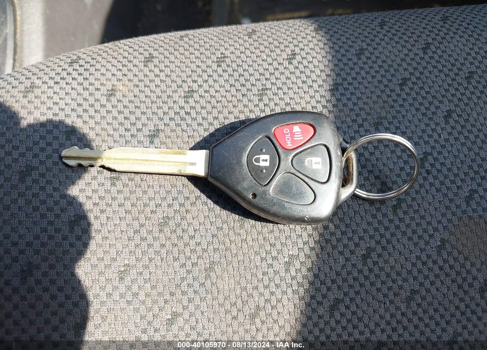 2010 TOYOTA YARIS VIN: JTDKT4K33A5321873