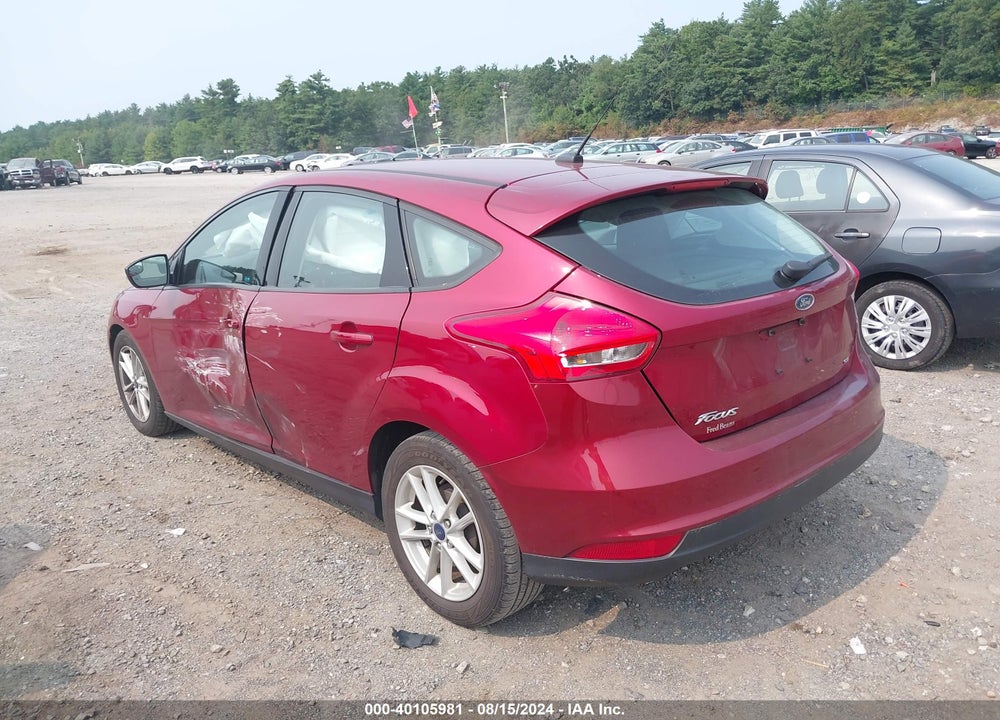 2017 FORD FOCUS SE VIN: 1FADP3K22HL207938