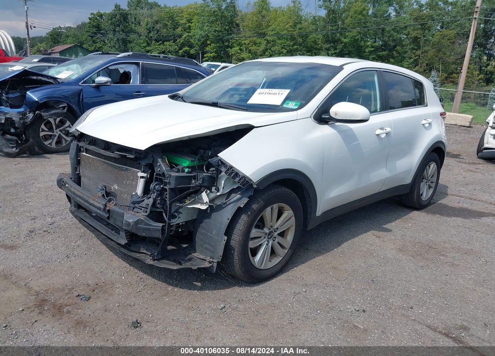 2018 KIA SPORTAGE LX VIN: KNDPM3AC1J7450021