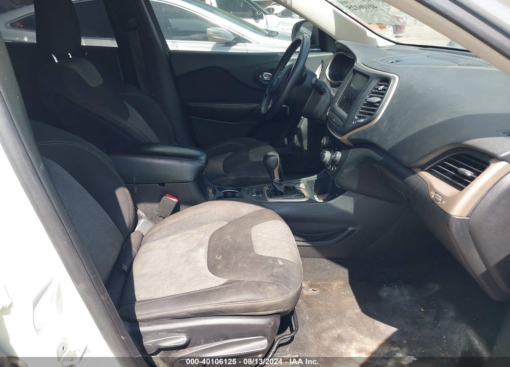 2014 JEEP CHEROKEE LATITUDE VIN: 1C4PJLCS0EW106236