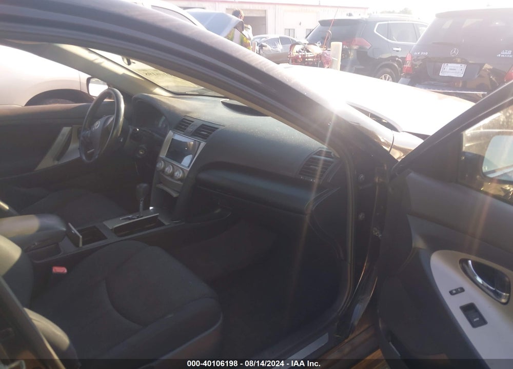 2011 TOYOTA CAMRY SE VIN: 4T1BF3EK4BU150753
