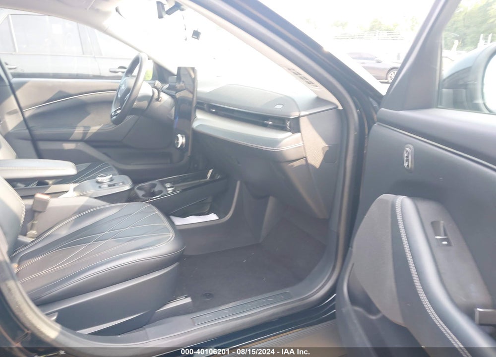 2021 FORD MUSTANG MACH-E SELECT VIN: 3FMTK1SS9MMA42323
