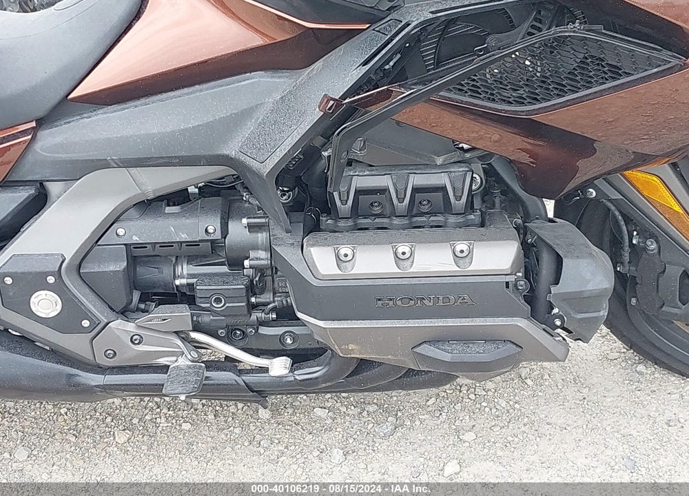 2018 HONDA GOLDWING VIN: JHS2C7914JK000391