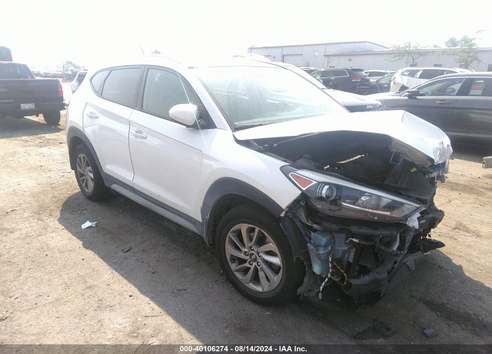 2017 HYUNDAI TUCSON SE VIN: KM8J3CA45HU420495