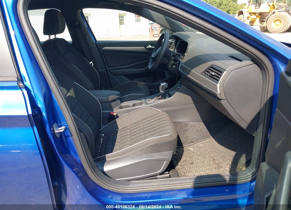 2024 VOLKSWAGEN JETTA 1.5T SPORT VIN: 3VWBM7BU3RM031207
