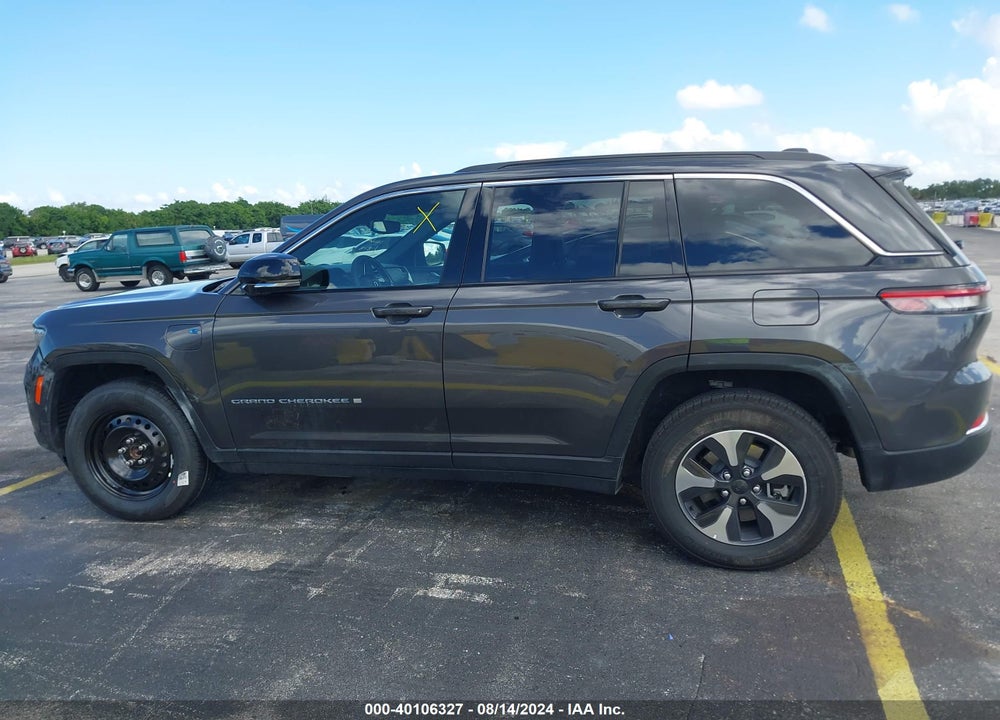 2024 JEEP GRAND CHEROKEE 4XE VIN: 1C4RJYB60RC115584