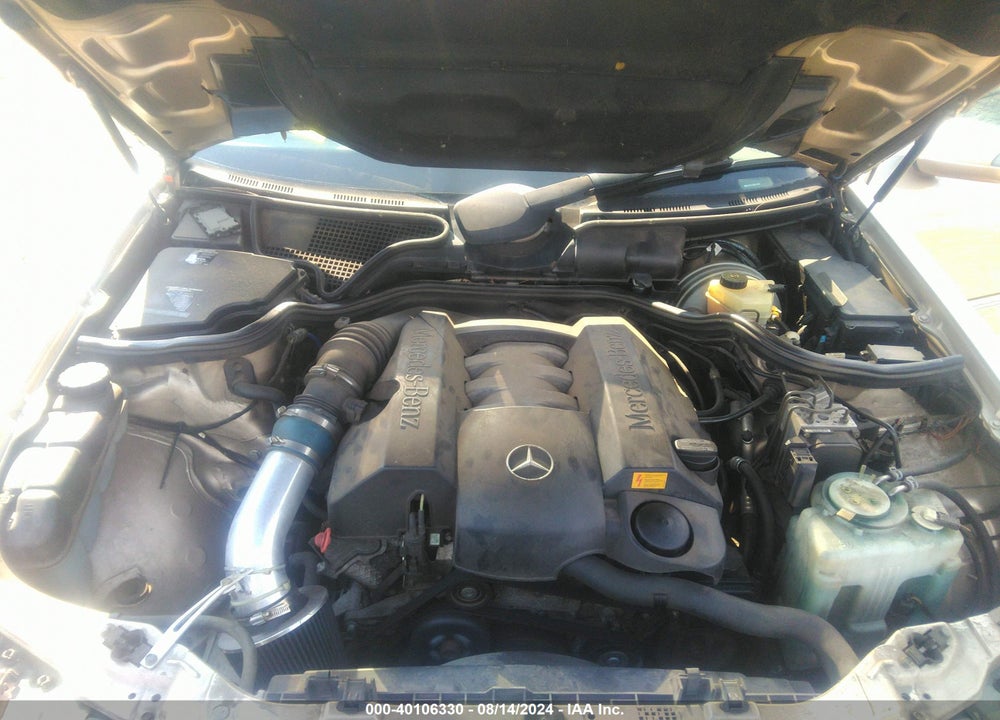 2000 MERCEDES-BENZ E 320 VIN: WDBJF65J3YB137021