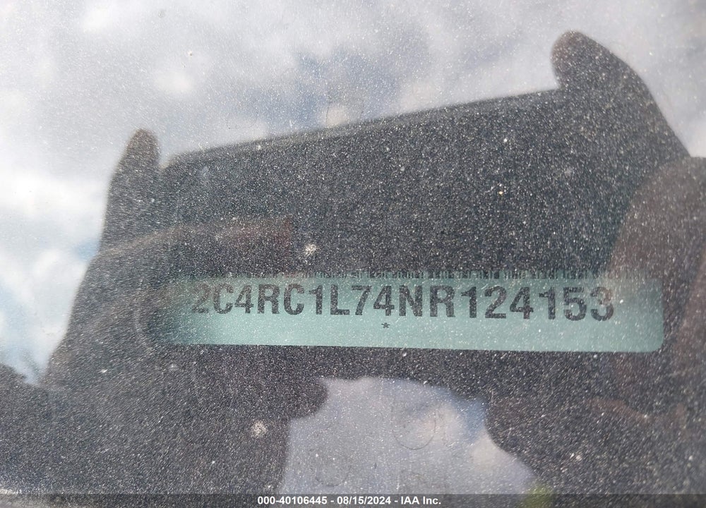 2022 CHRYSLER PACIFICA HYBRID TOURING L VIN: 2C4RC1L74NR124153