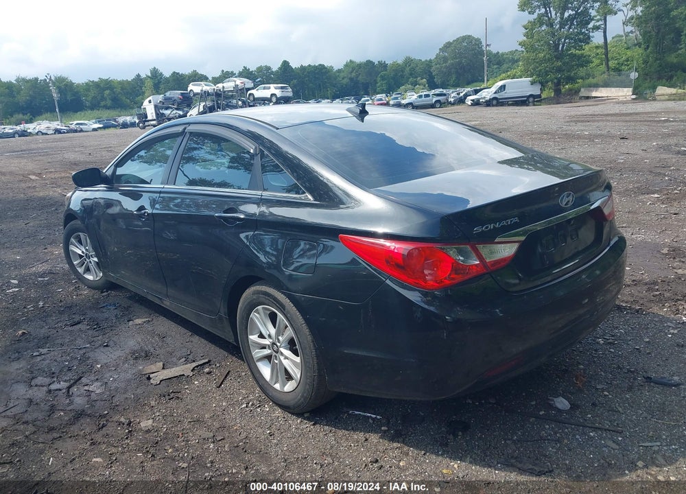 2013 HYUNDAI SONATA GLS VIN: 5NPEB4AC0DH613163