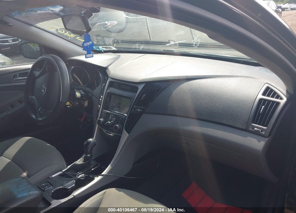 2013 HYUNDAI SONATA GLS VIN: 5NPEB4AC0DH613163