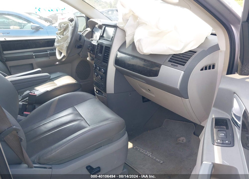 2010 DODGE GRAND CARAVAN SXT VIN: 2D4RN5DX9AR123271