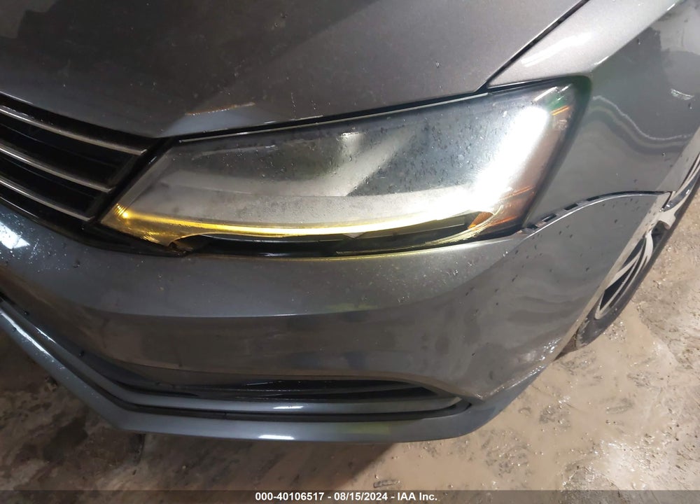 2017 VOLKSWAGEN JETTA 1.4T SE VIN: 3VWDB7AJ7HM272997