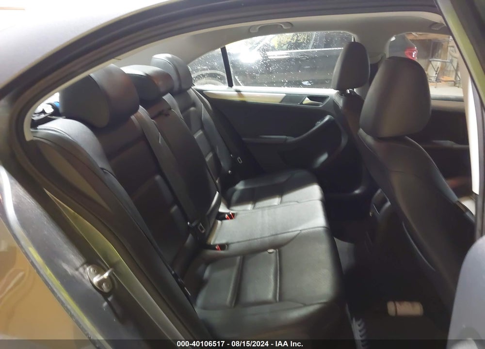 2017 VOLKSWAGEN JETTA 1.4T SE VIN: 3VWDB7AJ7HM272997