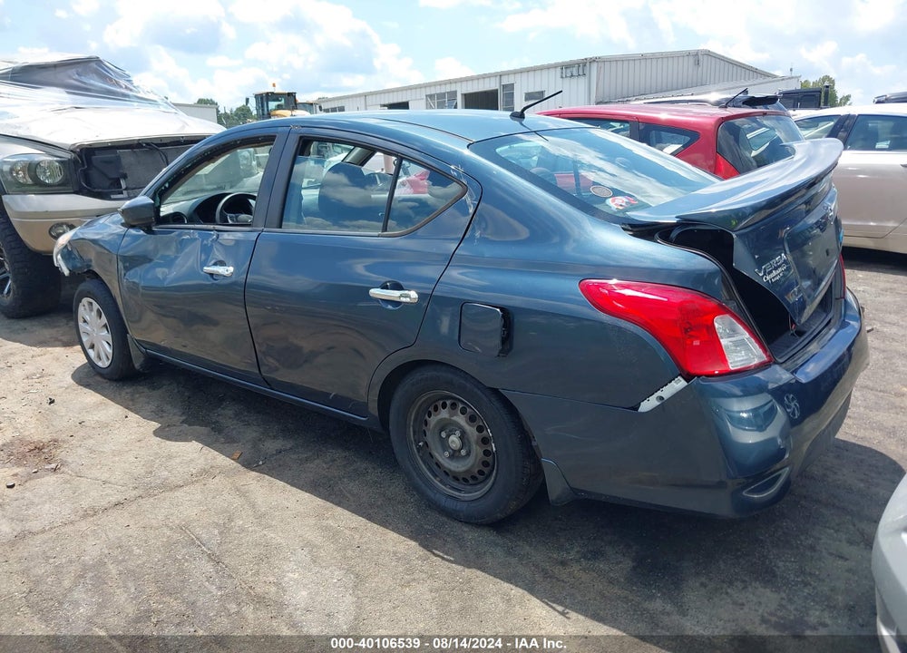 2015 NISSAN VERSA 1.6 SV VIN: 3N1CN7AP2FL944111