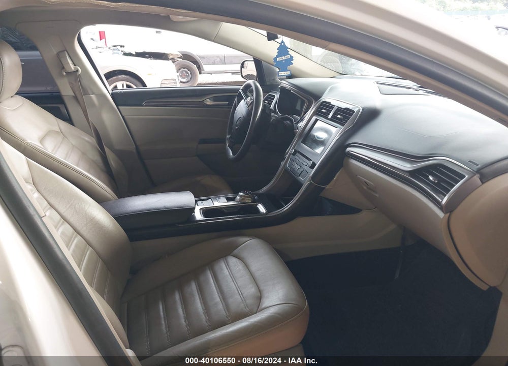 2017 FORD FUSION SE VIN: 3FA6P0HDXHR320389