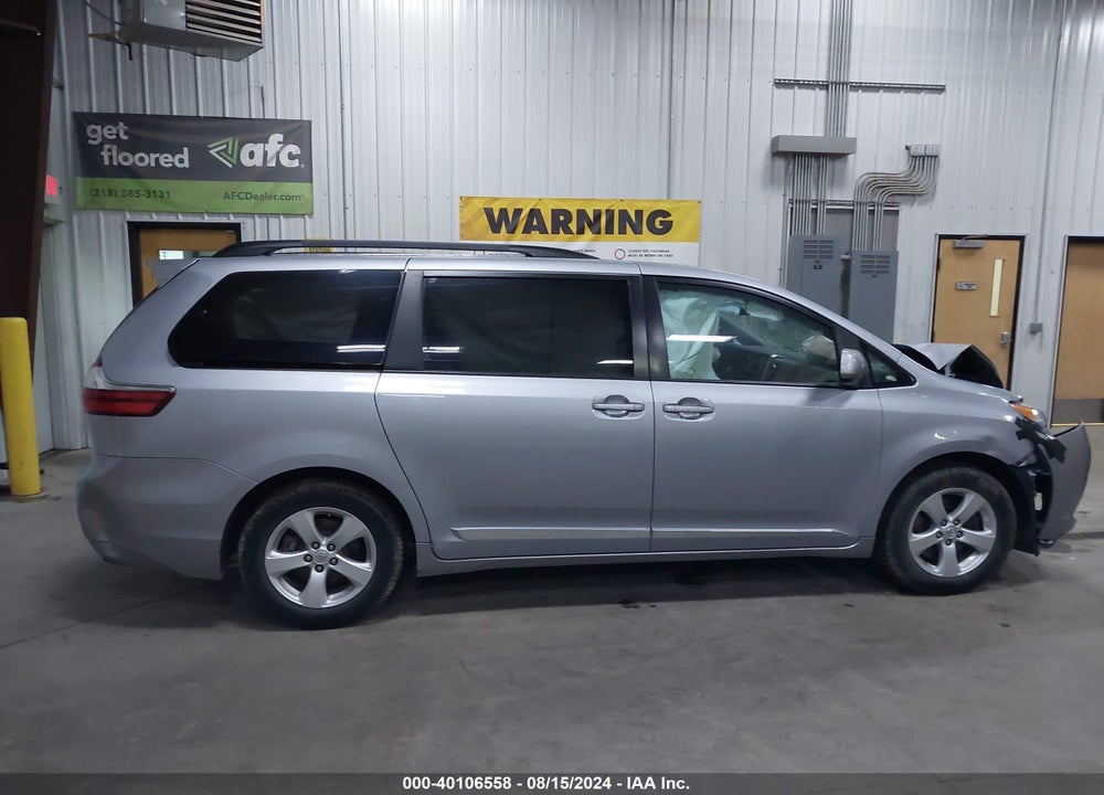 2015 TOYOTA SIENNA LE 8 PASSENGER VIN: 5TDKK3DC6FS539978