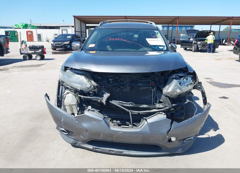2015 NISSAN ROGUE SL VIN: 5N1AT2MT0FC895195