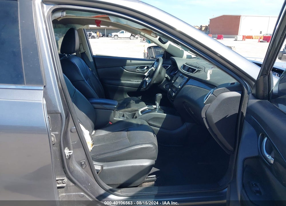 2015 NISSAN ROGUE SL VIN: 5N1AT2MT0FC895195