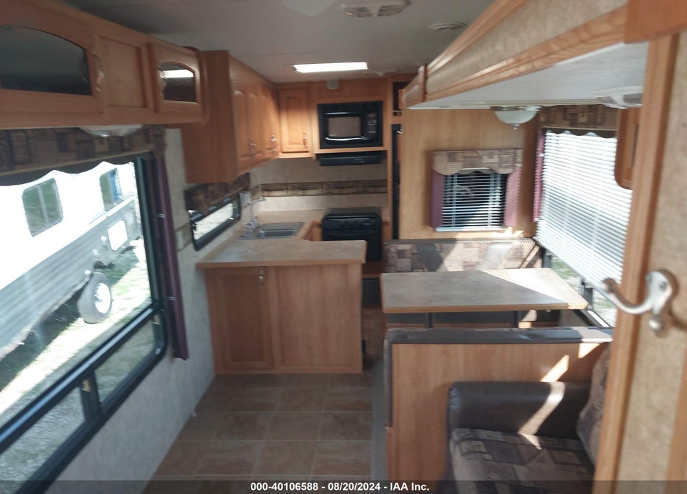 2009 FOREST RIVER CHEROKEE LITE VIN: 4X4FCKE279X108850