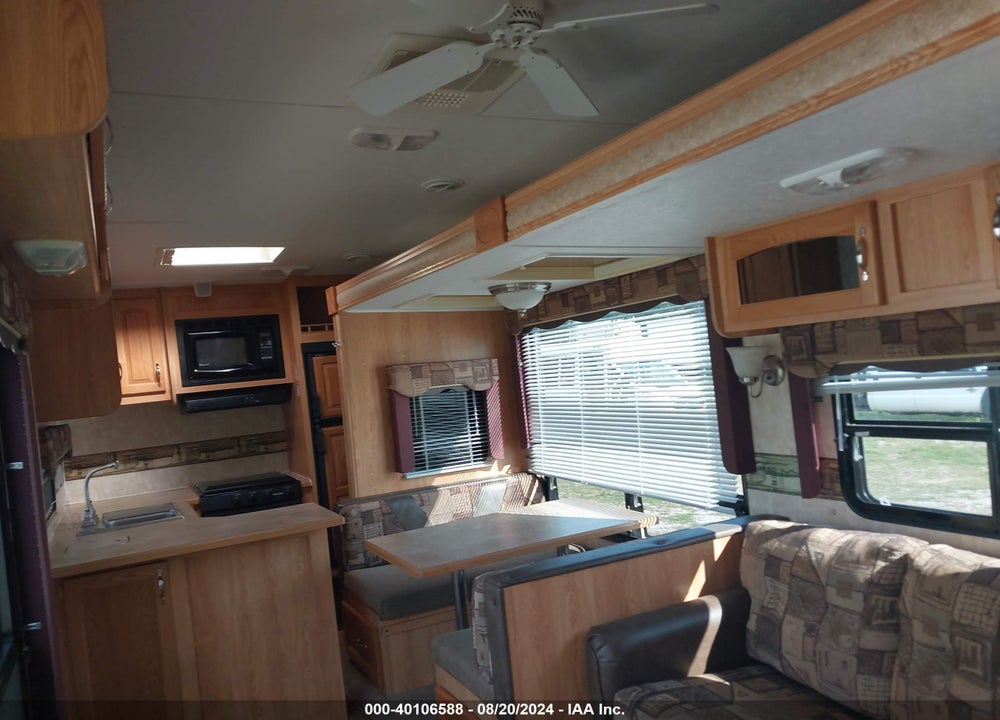 2009 FOREST RIVER CHEROKEE LITE VIN: 4X4FCKE279X108850