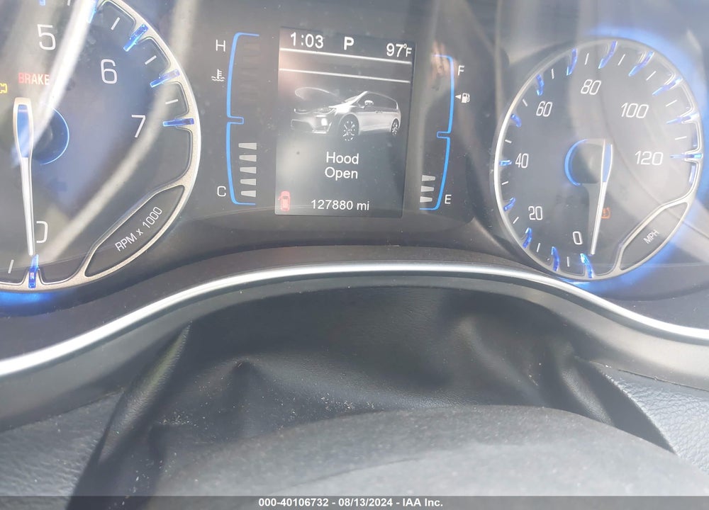 2017 CHRYSLER PACIFICA TOURING L VIN: 2C4RC1BG7HR642456