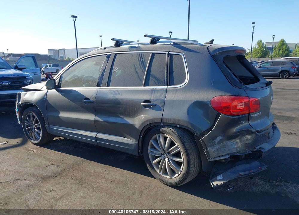 2013 VOLKSWAGEN TIGUAN SE VIN: WVGAV3AX7DW571888