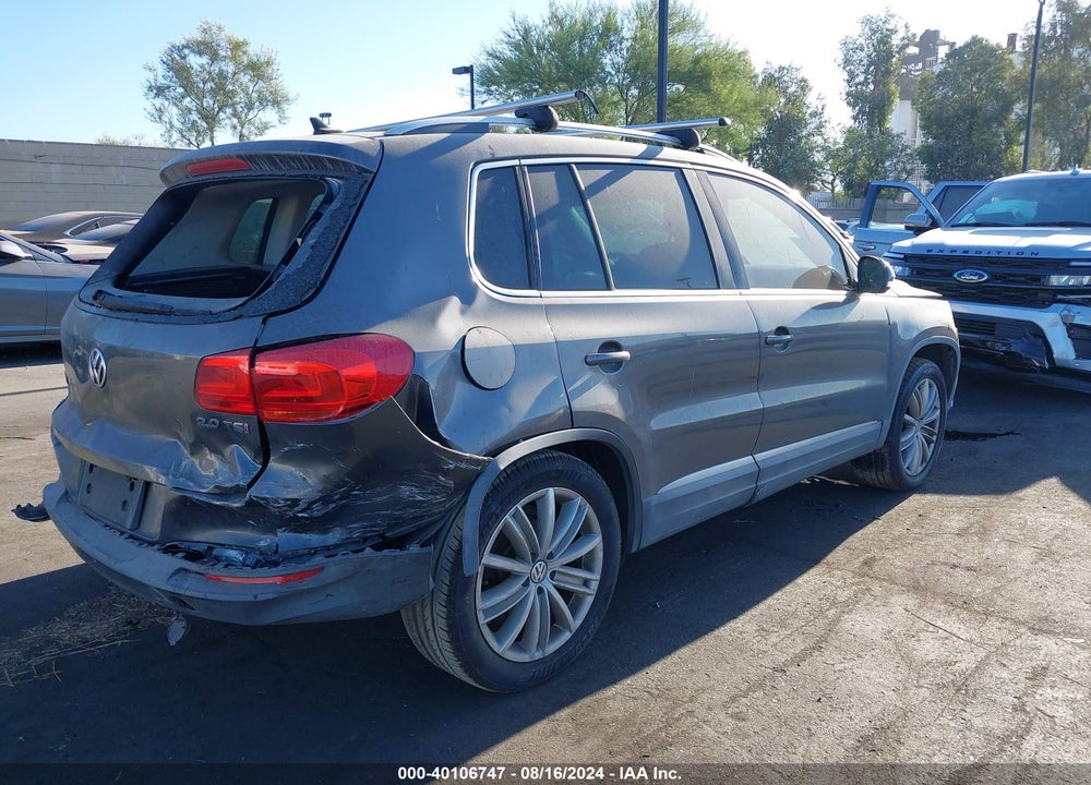 2013 VOLKSWAGEN TIGUAN SE VIN: WVGAV3AX7DW571888