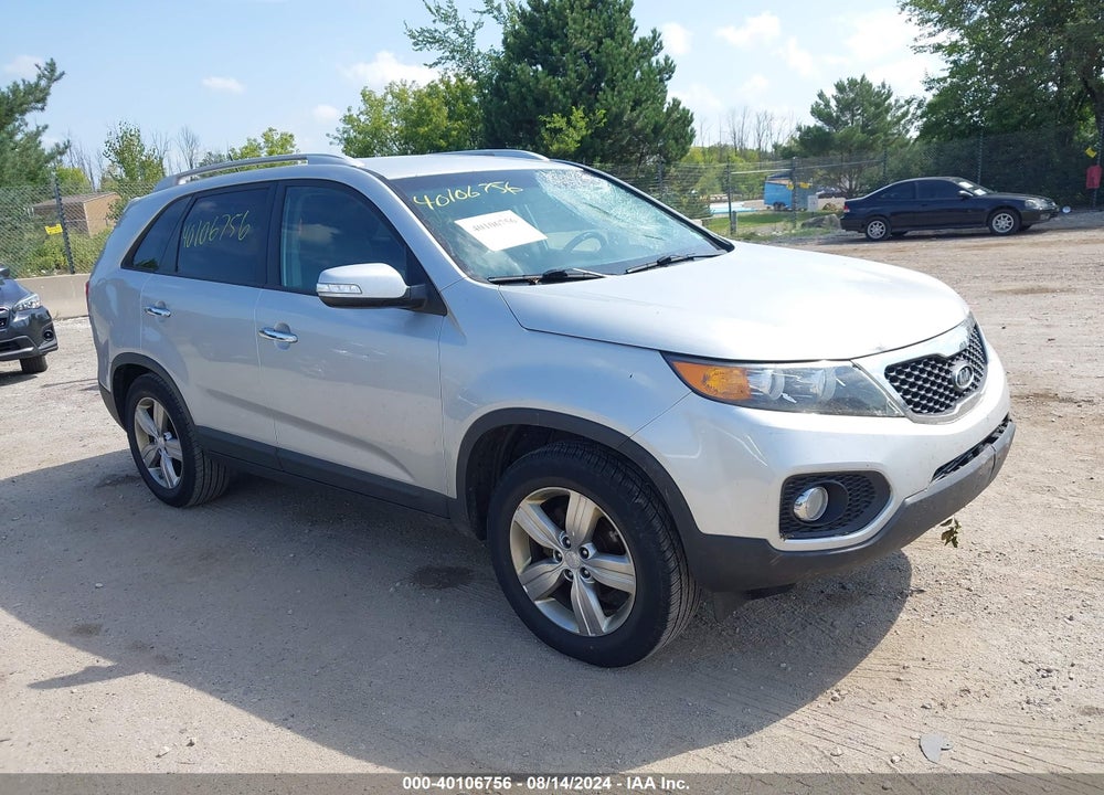 2013 KIA SORENTO EX VIN: 5XYKU3A64DG379876