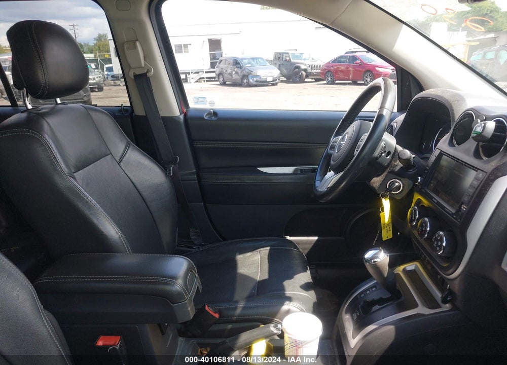 2014 JEEP COMPASS LIMITED VIN: 1C4NJCCB2ED877185