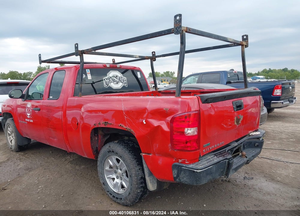 2011 CHEVROLET SILVERADO 1500 VIN: 1GCRKPEA7BZ437536