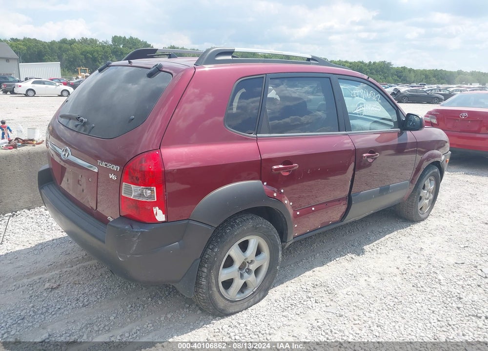 2005 HYUNDAI TUCSON GLS/LX VIN: KM8JN72D05U053324