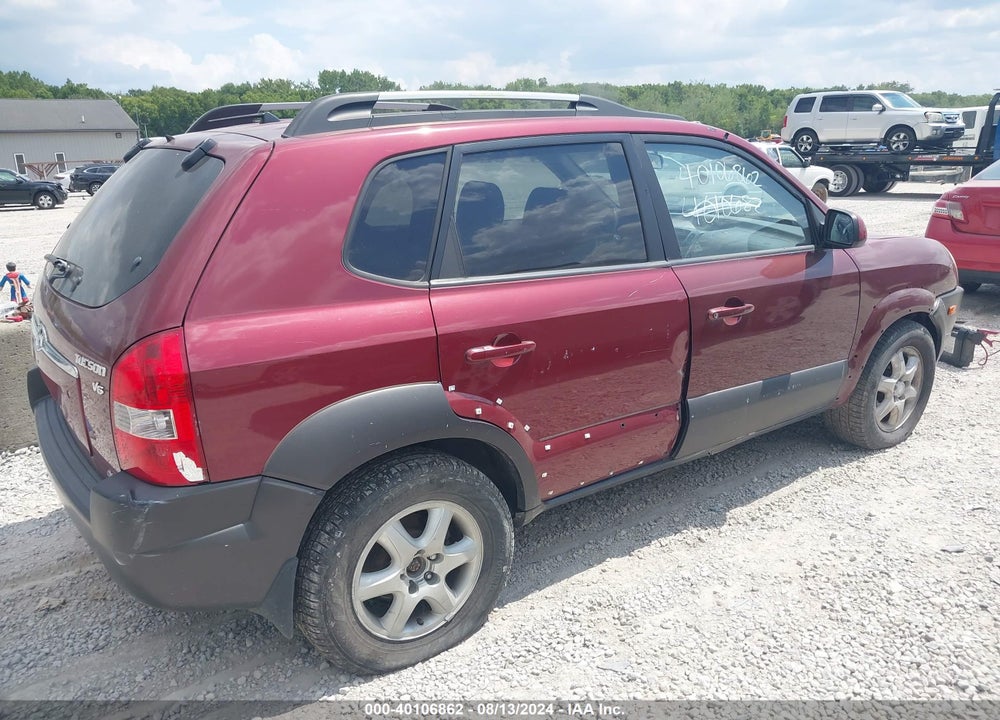 2005 HYUNDAI TUCSON GLS/LX VIN: KM8JN72D05U053324