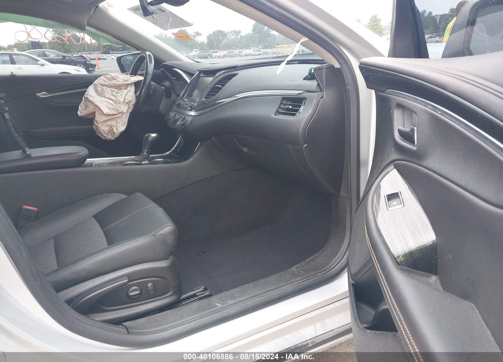 2018 CHEVROLET IMPALA 1LT VIN: 1G1105S36JU139903