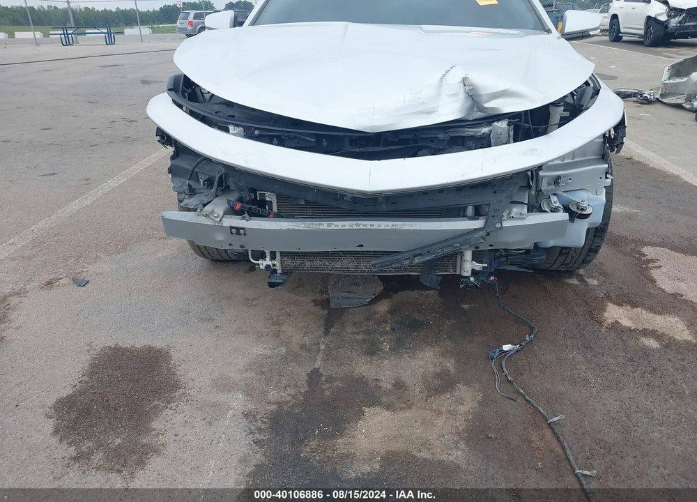2018 CHEVROLET IMPALA 1LT VIN: 1G1105S36JU139903